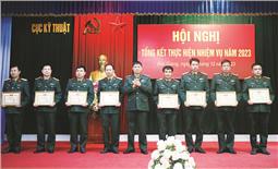 Tập trung xây dựng ngành kỹ thuật, đáp ứng yêu cầu nhiệm vụ